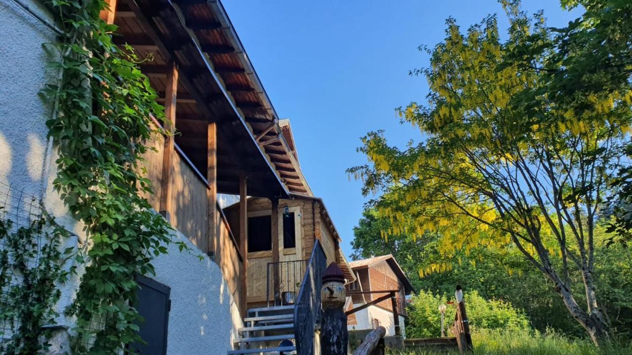 Chalet *